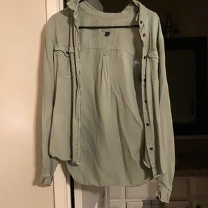 Long sleeve button up green top